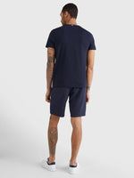 Laden Sie das Bild in den Galerie-Viewer, T-Shirt logo Tommy Hilfiger marine en coton bio | Georgespaul
